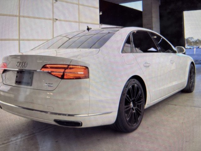 2015 Audi A8 L photo 2